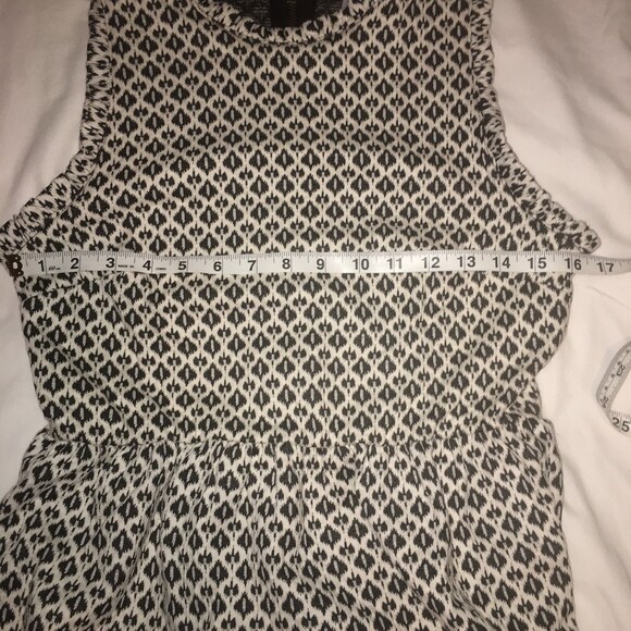 Xhilaration dress Womens Small cream black sleeveless knit Preppy Minimalist 60s - Picture 6 of 8